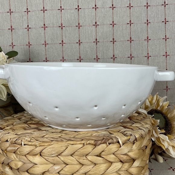 Rae Dunn “Organic” XL Colander/ Strainer Bowl Double Handle HTF Piece 10.75” - Picture 4 of 8
